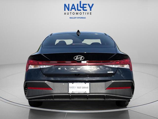 Photo of 2025 Black Hyundai ELANTRA HEV