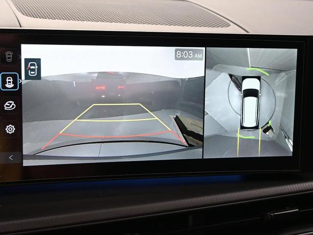 Photo of 2025 Gray Hyundai SANTA FE
