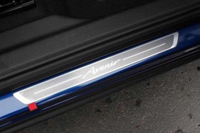Photo of 2025 Calypso Blue Metallic Buick Envision