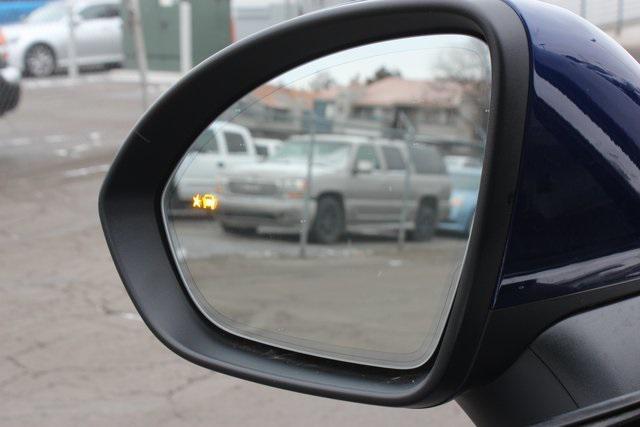 Photo of 2025 Calypso Blue Metallic Buick Envision