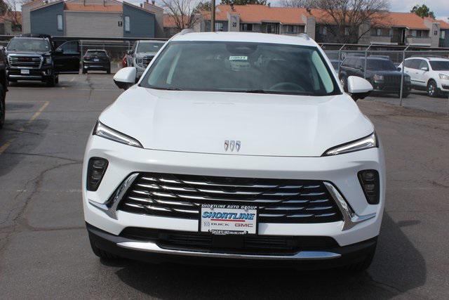 Photo of 2025 Summit White Buick Envision