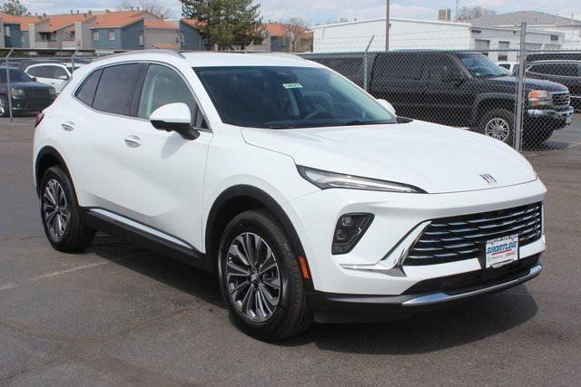 Photo of 2025 Summit White Buick Envision