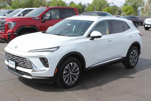 Photo of 2025 Summit White Buick Envision