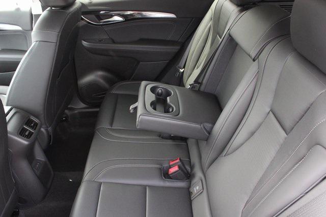 Photo of 2025 Summit White Buick Envision