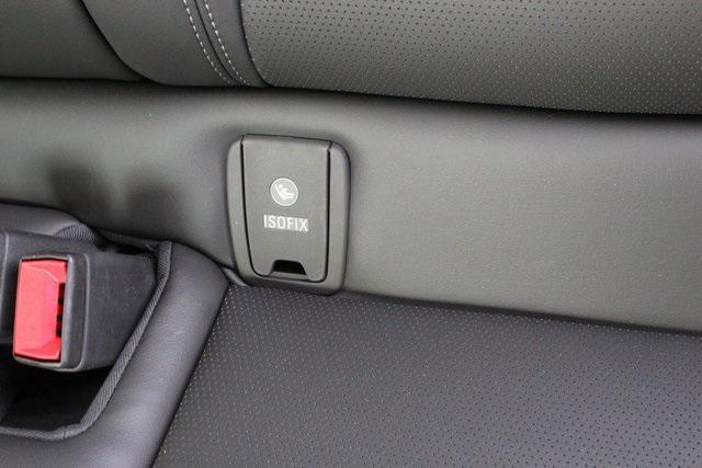 Photo of 2025 Summit White Buick Envision