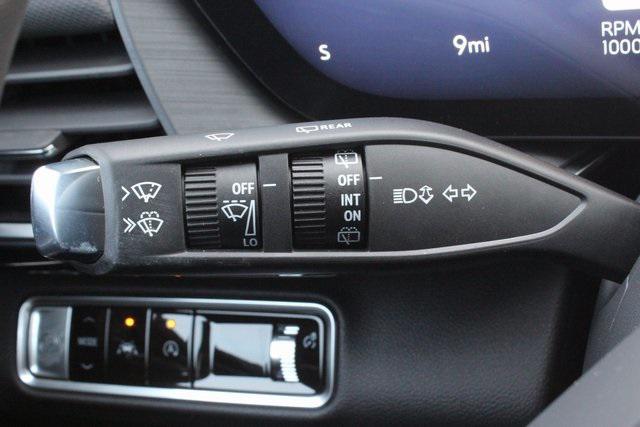 Photo of 2025 Brilliant Red Buick Envision