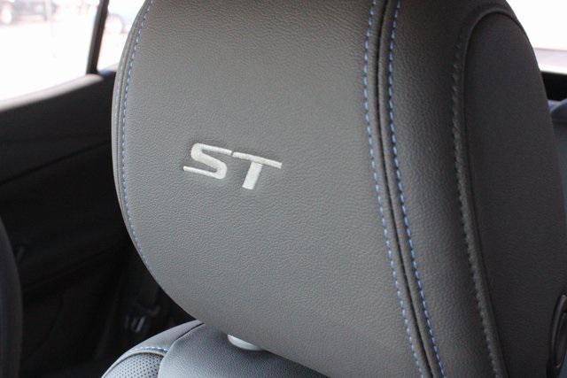 Photo of 2026 Ocean Blue Buick Encore GX