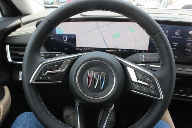 Photo of 2025 Summit White Buick Envision