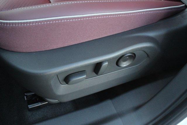 Photo of 2025 Carbon Flash Metallic Buick Envision