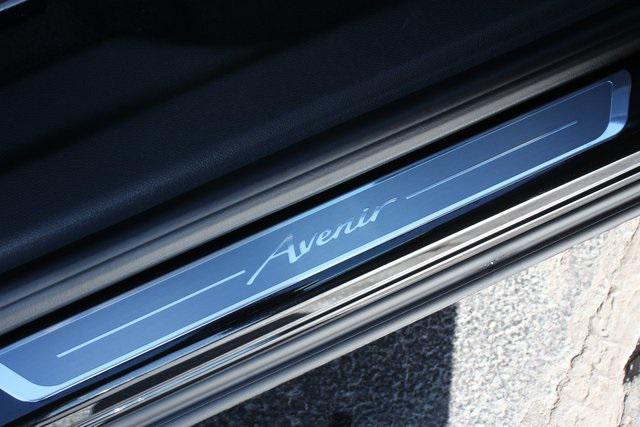 Photo of 2025 Ebony Twilight Metallic Buick Envision