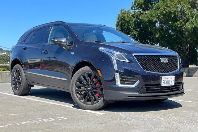 Photo of 2022 Dark Moon Blue Metallic Cadillac XT5