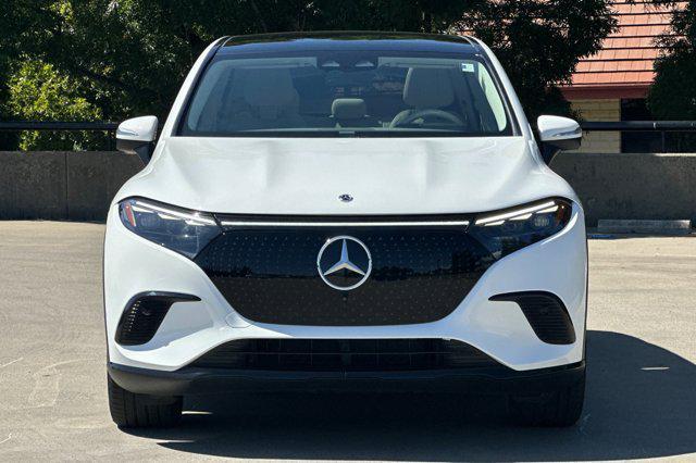 Photo of 2023 White Mercedes-Benz EQS 450