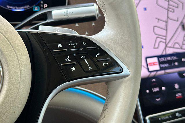 Photo of 2023 White Mercedes-Benz EQS 450