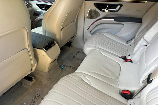Photo of 2023 White Mercedes-Benz EQS 450