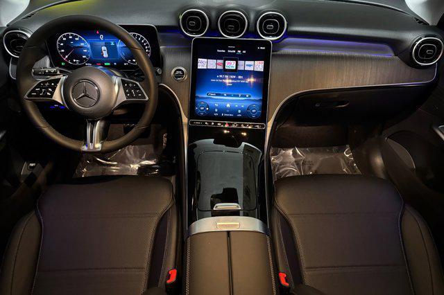 Photo of 2025 Black Mercedes-Benz GLC 350e