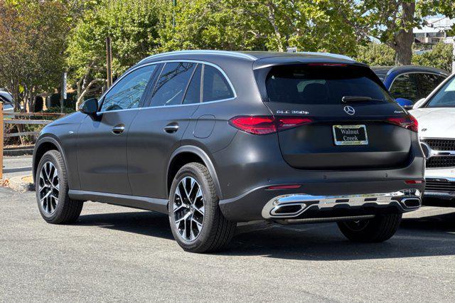 Photo of 2025 MANUFAKTUR Graphite Grey Magno Mercedes-Benz GLC 350e