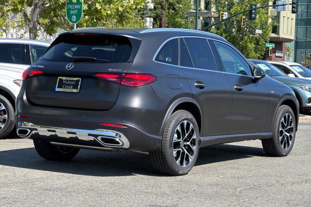 Photo of 2025 MANUFAKTUR Graphite Grey Magno Mercedes-Benz GLC 350e