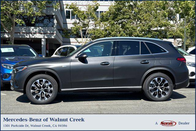 Photo of 2025 MANUFAKTUR Graphite Grey Magno Mercedes-Benz GLC 350e