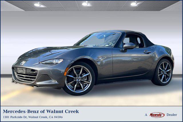 Photo of 2022 Machine Gray Metallic Mazda MX-5 Miata