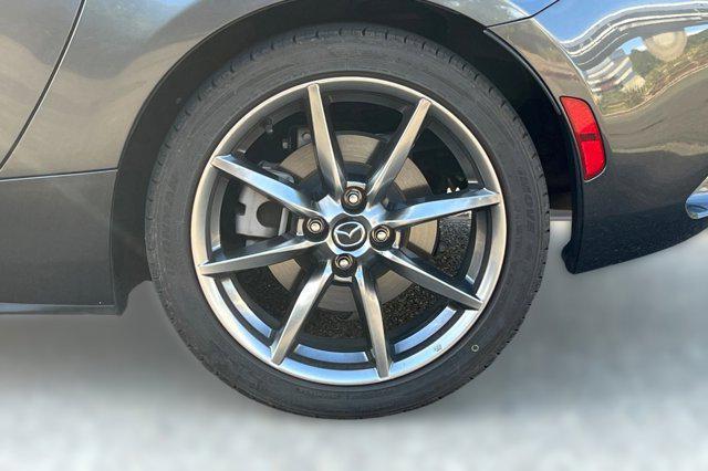 Photo of 2022 Machine Gray Metallic Mazda MX-5 Miata