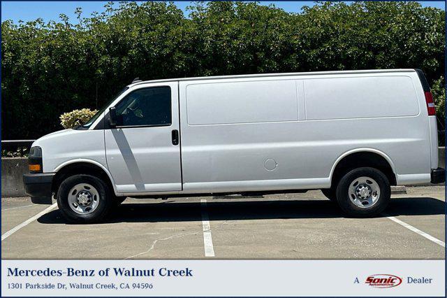 2022 Chevrolet Express 2500