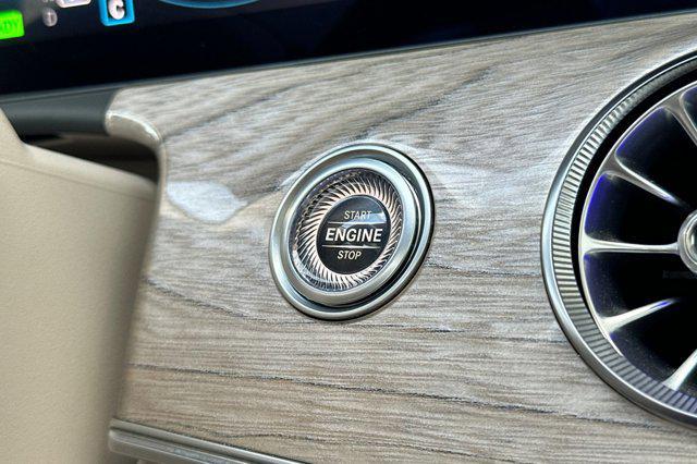Photo of 2022 Patagonia Red Metallic Mercedes-Benz E-Class