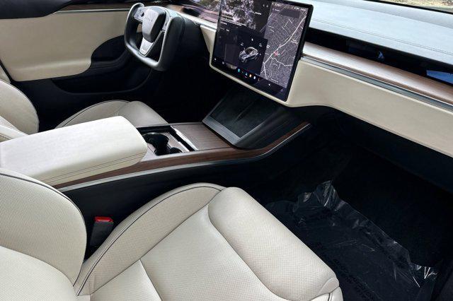 Photo of 2021 Gray Tesla Model S