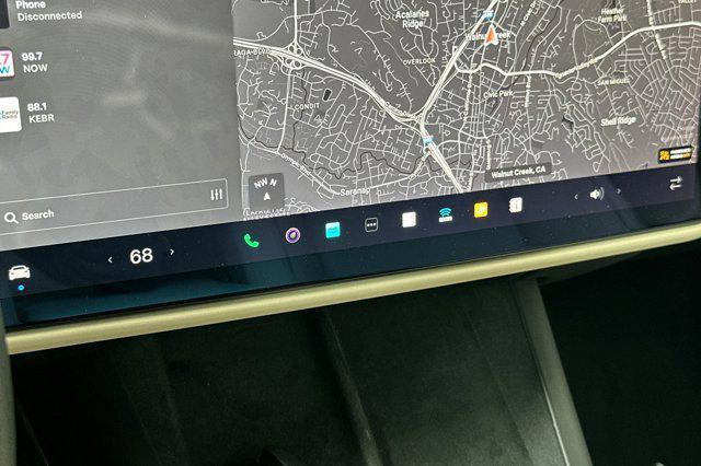 Photo of 2021 Gray Tesla Model S