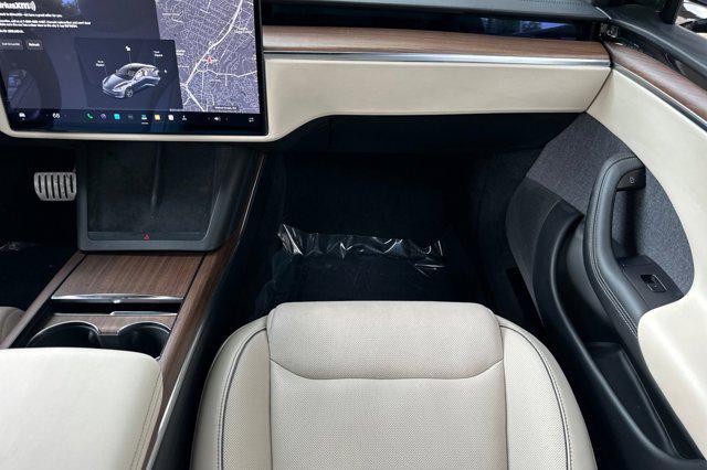 Photo of 2021 Gray Tesla Model S