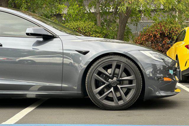 Photo of 2021 Gray Tesla Model S