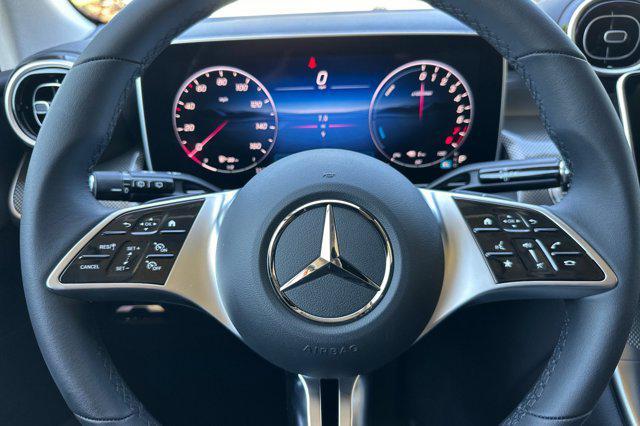 Photo of 2025 Polar White Mercedes-Benz GLC 350e