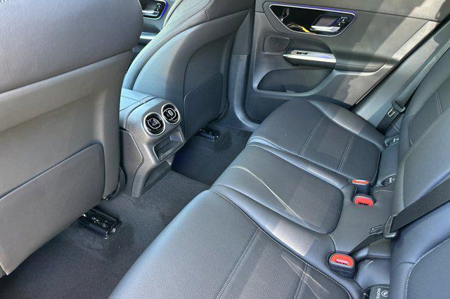 Photo of 2025 Polar White Mercedes-Benz GLC 350e