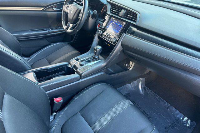 Photo of 2021 Lunar Silver Metallic Honda Civic