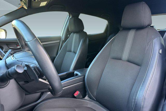 Photo of 2021 Lunar Silver Metallic Honda Civic