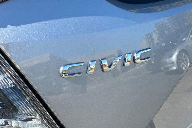 Photo of 2021 Lunar Silver Metallic Honda Civic