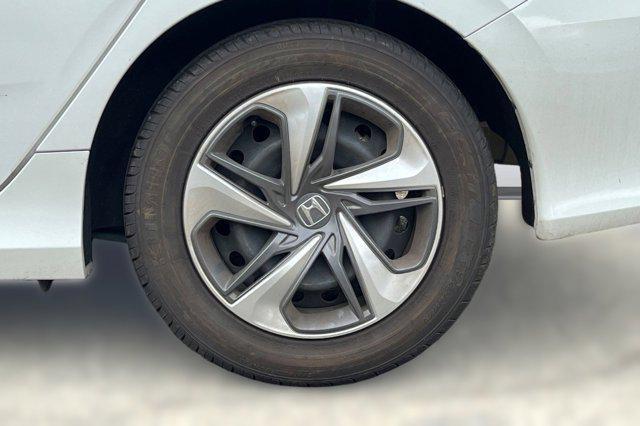 Photo of 2020 Platinum White Pearl Honda Civic