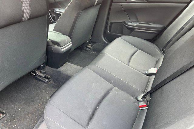 Photo of 2020 Platinum White Pearl Honda Civic