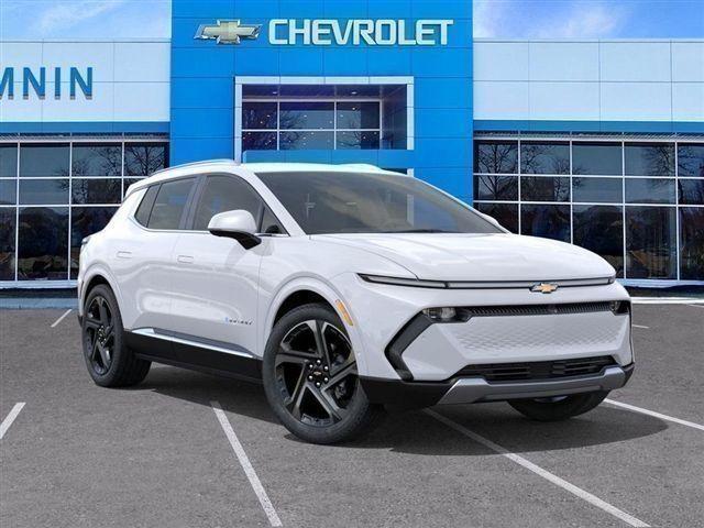 Photo of 2025 Summit White Chevrolet Equinox EV