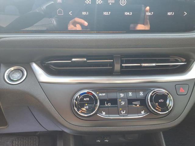 Photo of 2024 Ocean Blue Metallic Buick Envista