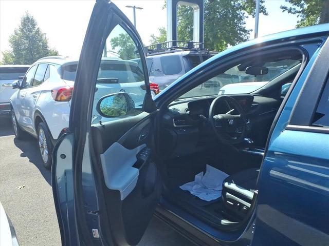 Photo of 2024 Ocean Blue Metallic Buick Envista