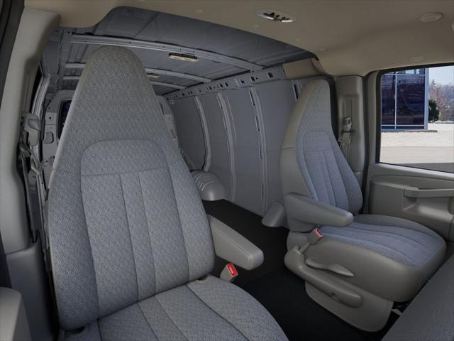 Photo of 2025 Summit White GMC Savana 2500
