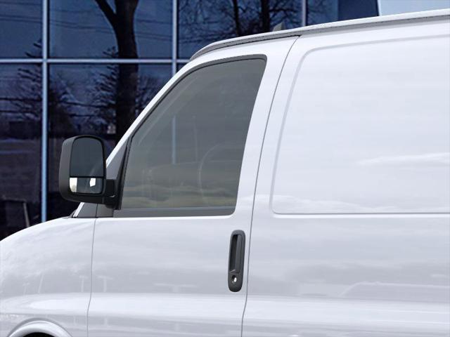 Photo of 2025 Summit White GMC Savana 2500