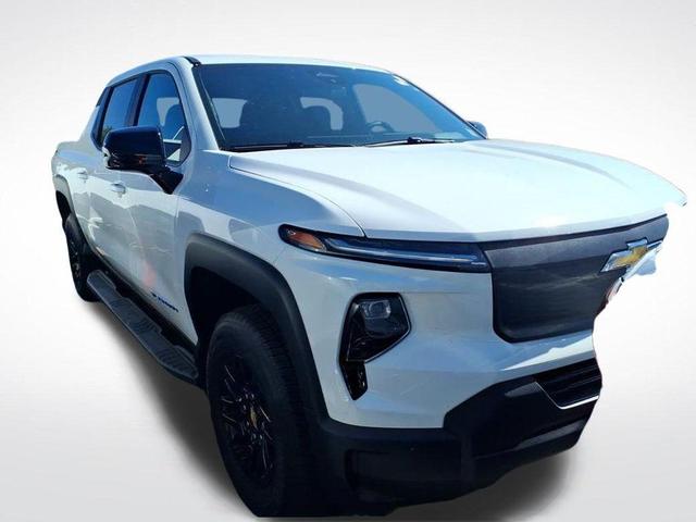 Photo of 2024 Summit White Chevrolet Silverado EV