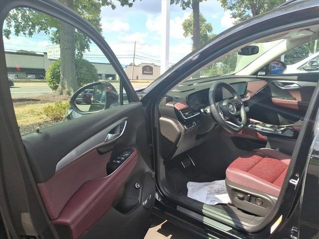 Photo of 2025 Ebony Twilight Metallic Buick Envision