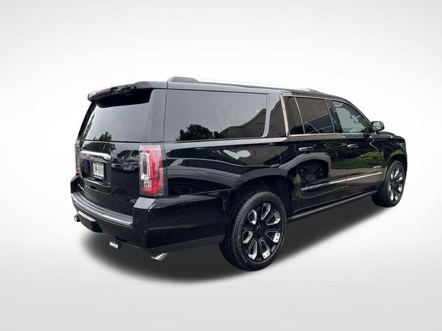 Photo of 2018 Onyx Black GMC Yukon XL