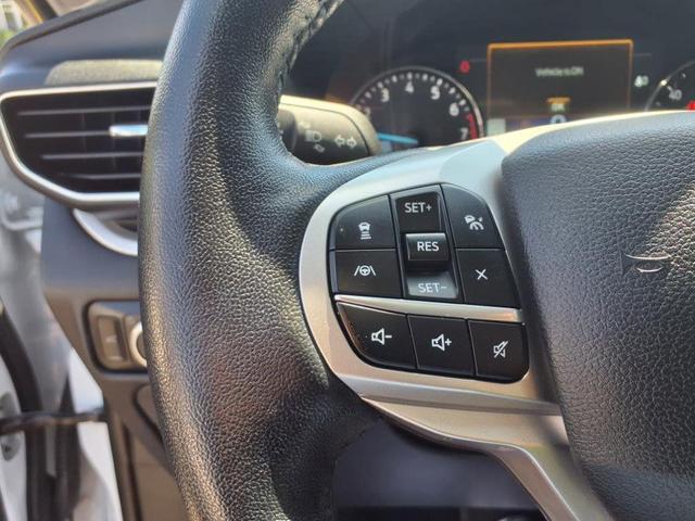 Photo of 2021 Oxford White Ford Explorer