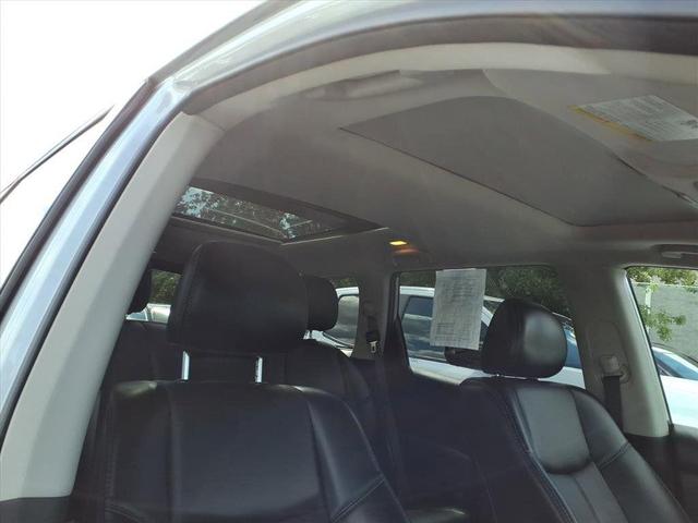 Photo of 2019 Brilliant Silver Metallic Nissan Pathfinder