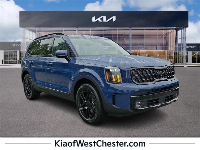 Photo of 2025 Midnight Black Kia Telluride