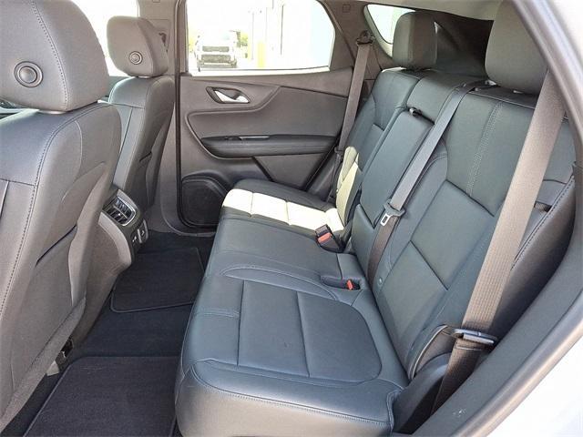 Photo of 2022 Silver Ice Metallic Chevrolet Blazer