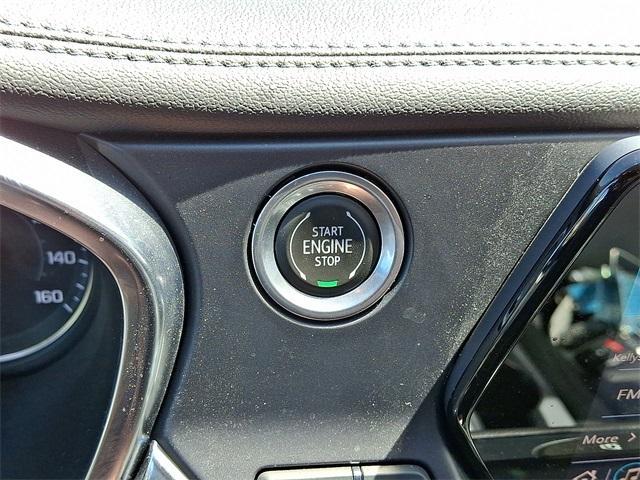 Photo of 2022 Silver Ice Metallic Chevrolet Blazer